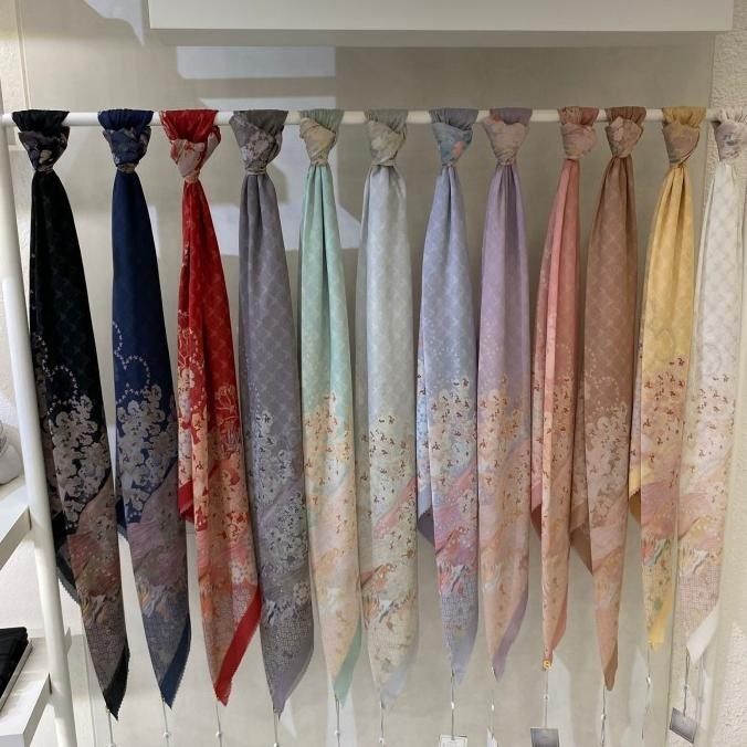 Buttonscarves Jubilation Series