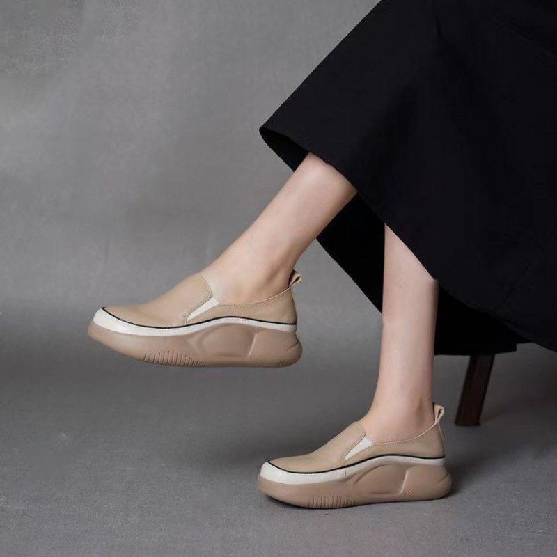 K26 SEPATU WANITA T SSI SLIP ON 3014 CUH