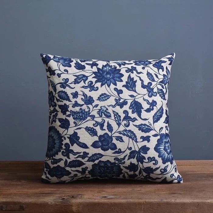 Terlaris Sarung Bantal Sofa Batik 30X50 45X45 Biru Batik Linen Chinoiserie Promo Terbaru