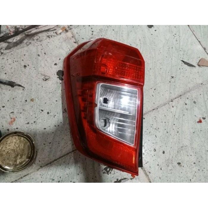 Stoplamp lampu belakang sigra calya original