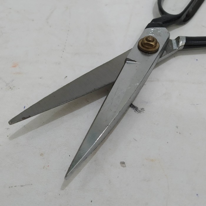 

Gunting Kain Taylor Scissor Butterfly 8 Inch Full Logam Best