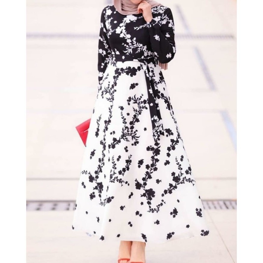 SALE SAKURA GAMIS DRESS - MAXI DRESS HITAM PUTIH MOTIF BUNGA IMPORT