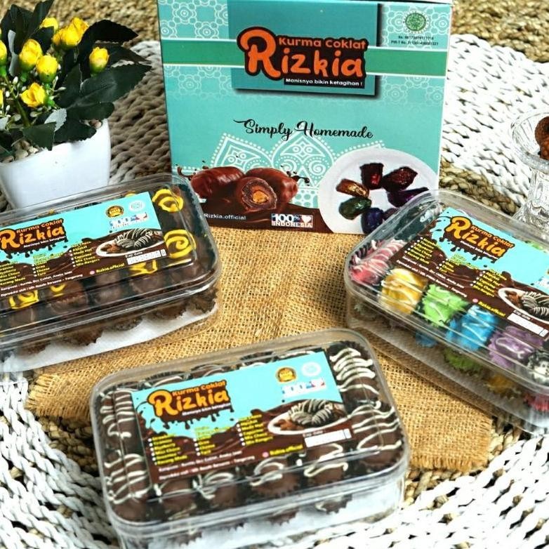 

PROMO MURAH HAMPERS PAKET KURMA COKLAT RIZKIA KURCOK ANEKA RASA 2024