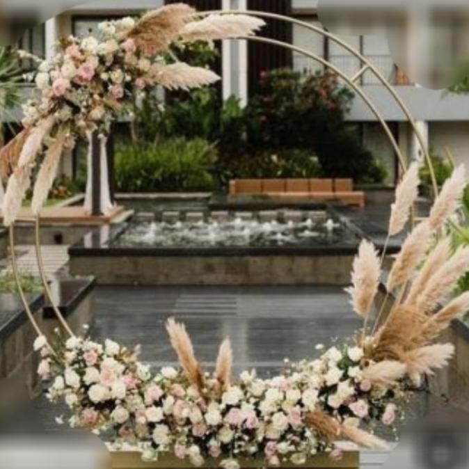ring double hadap depan backdrop dekorasi