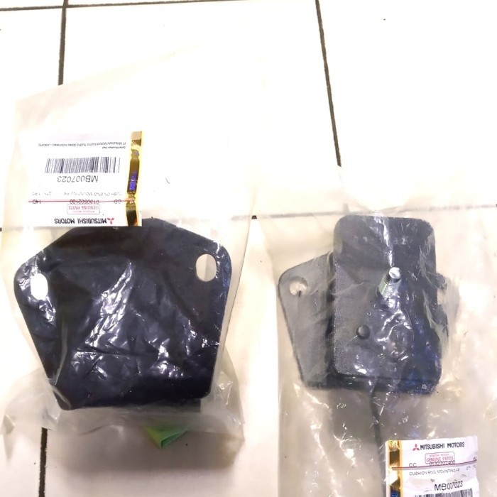 Engine Mounting Monting Pajero Bensin V43 Asli Kode Kn321