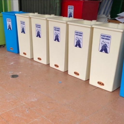 Wastafel portable 80 liter+SKA + kran sensor