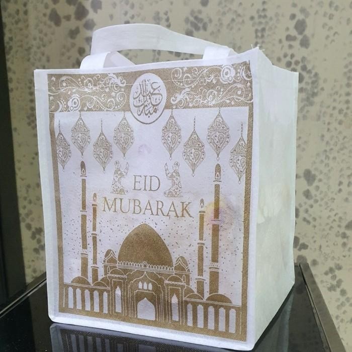 

Goodie Bag Lebaran 23X24X27Cm Eid Mubarak Putih 086