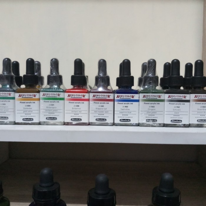 

Tinta Schmincke / Aero Color Professional Ink / Calligraphy Ink