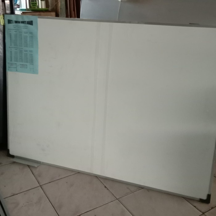 

Whiteboard Gantung 80 X 120 Cm