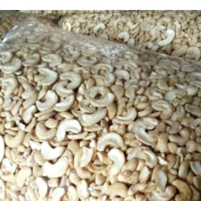 

Kacang Mede Mentah Belah Dua 1 Kg Pengiriman Cepat