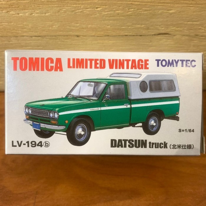 MUST HAVE TOMICA LIMITED VINTAGE LV-194B DATSUN TRUCK GREEN TOMICA TERBARU
