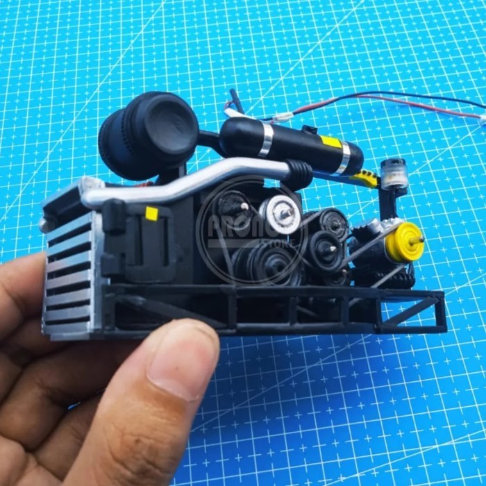 FLASH SALE REPLIKA ENGINE SCANIA K360 MINIATUR BUS SKALA 1:20/1:18 TERBARU