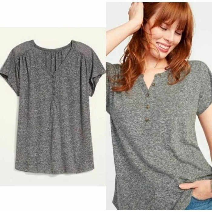 Kaos Wanita Old Navy