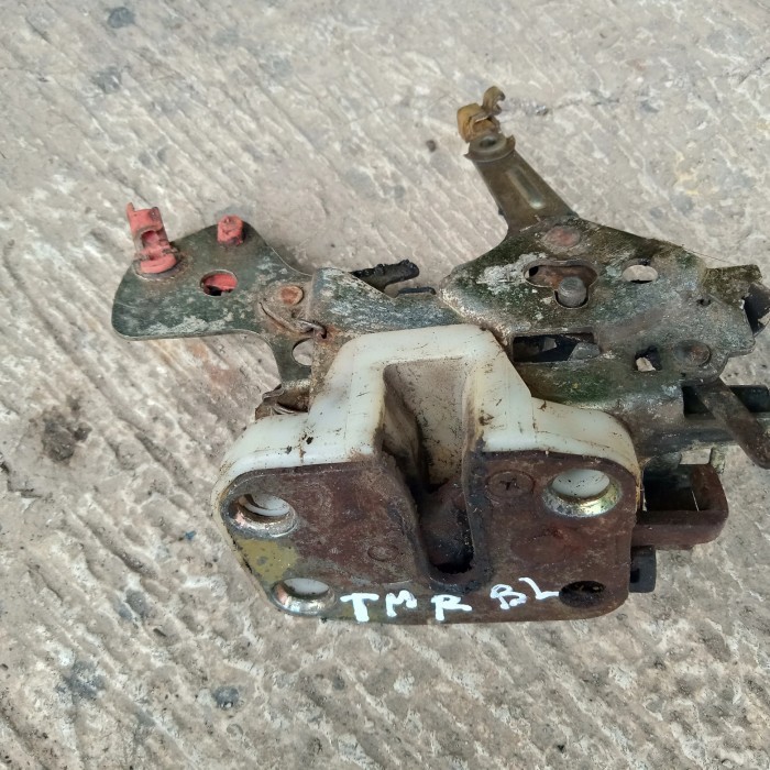 Doorlock Timor Dohc Belakang Kiri #Thelogodok