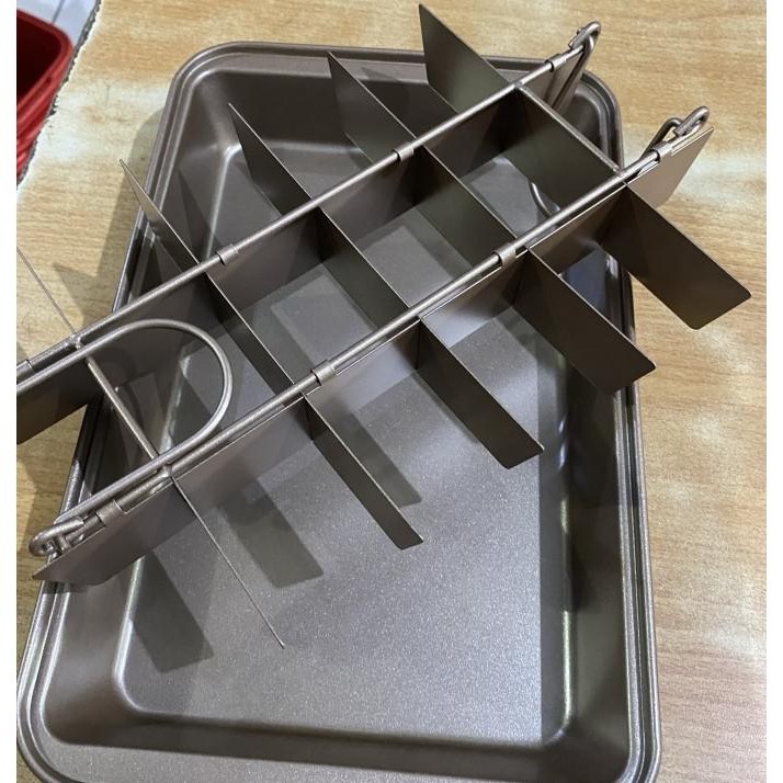 

Pan teflon sekat 18pc / cetakan brownies roti loyang