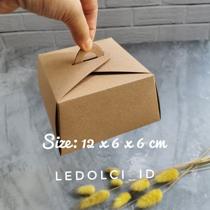 

Produk Unggulan] (10 PCS) 40410 - BOX CAKE, DUS KUE, GIFT BOX, BOX SERBAGUNA 12x12x6 CM