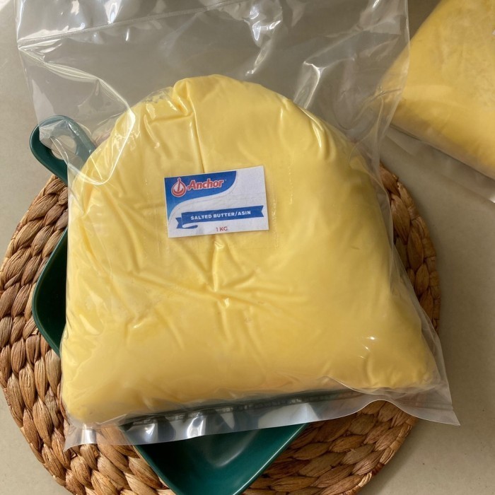 

#####] ANCHOR SALTED BUTTER MENTEGA ASIN 1 KG SEMUA KURIR (PLASTIK 1 KG)