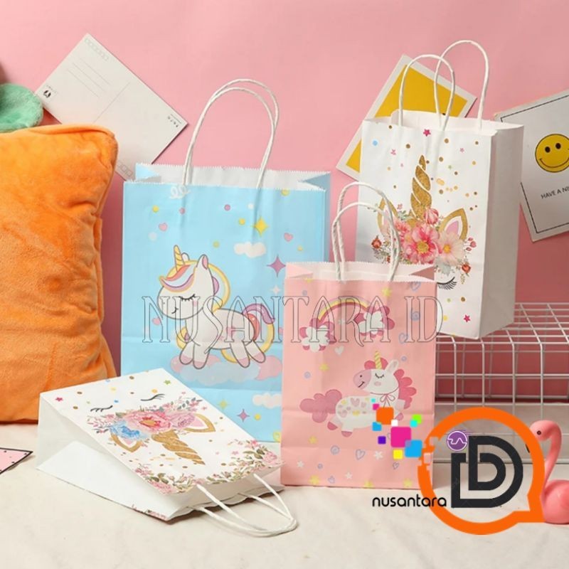 

PAPER BAG UNICORN KERTAS SIZE KECIL / tas souvenir ultah / Tas kado motif unicorn / Gift Bag