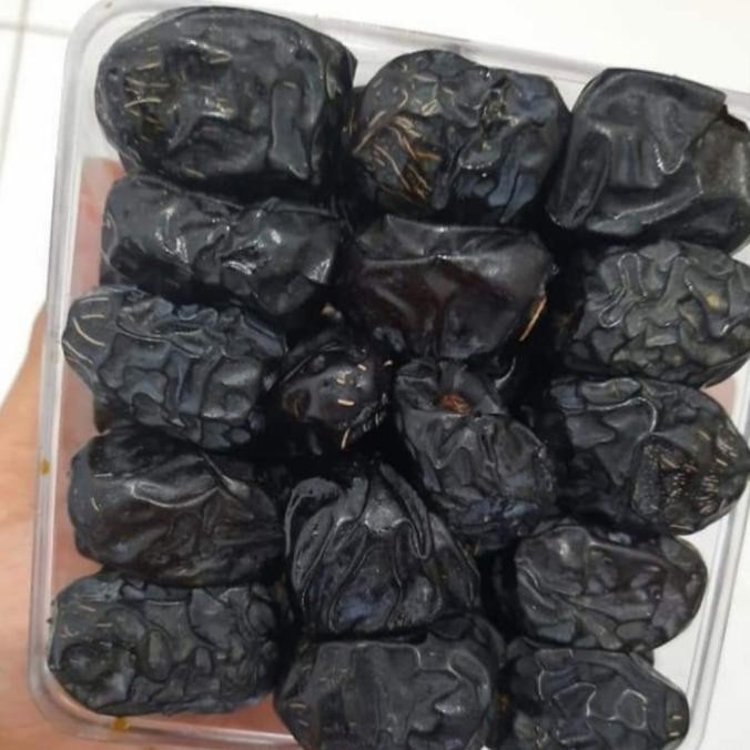 

kurma ajwa super grade a 500gr kemasan toples mika/kurma ajwa super LA