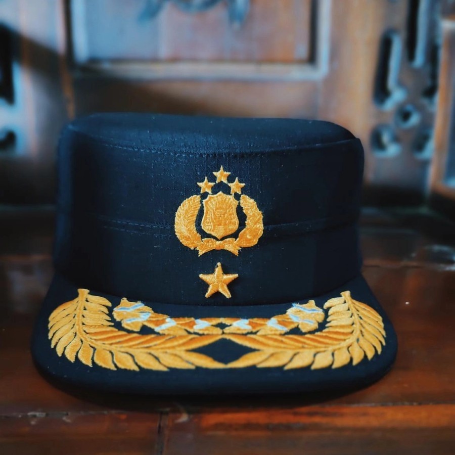 Topi Komando POLRI Pati