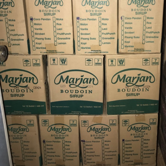 

Sirup marjan 460ml Cocopandan / Melon 1 dus isi 12 botol