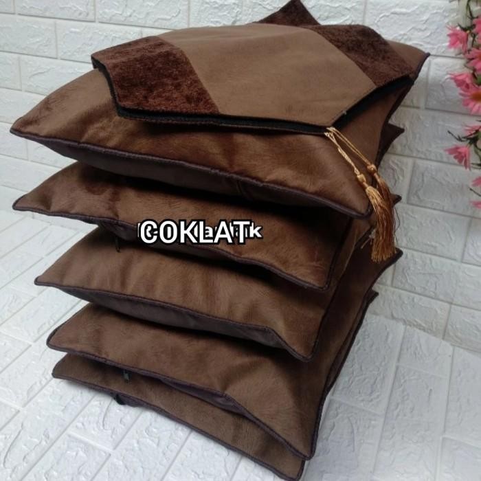Satu Set Sarung Bantal Sofa Belgi 4040 Cm Plus Taplak Meja