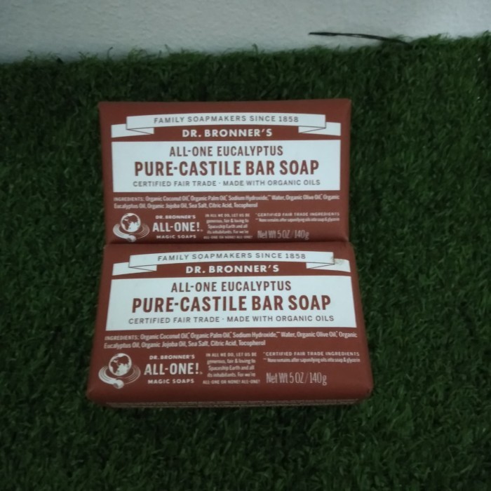 

Dr Bronner Pure Castile Bar Soap Eucalyptus 140G 046