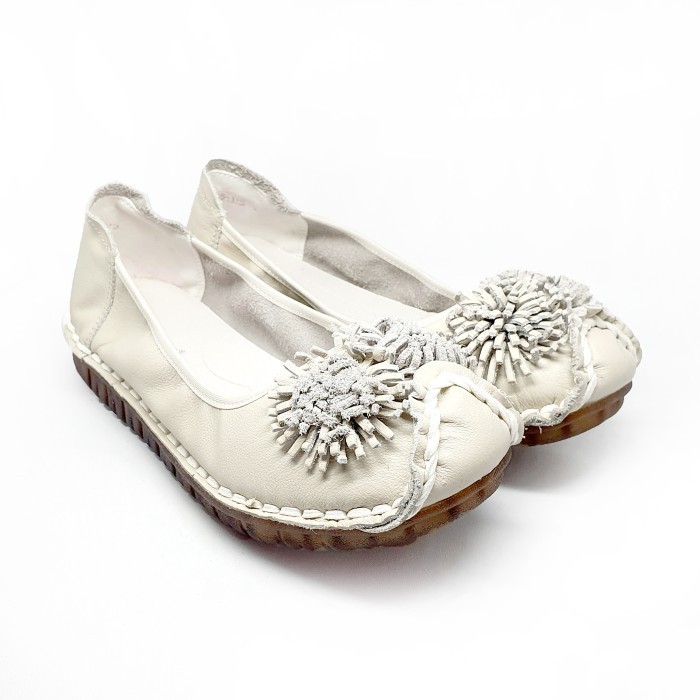 SEPATU FLAT WANITA FLAT SHOES BAHAN KULIT - POLLUX