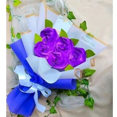 Buket bunga satin 5 tangkai / buket bunga / buket wisuda
