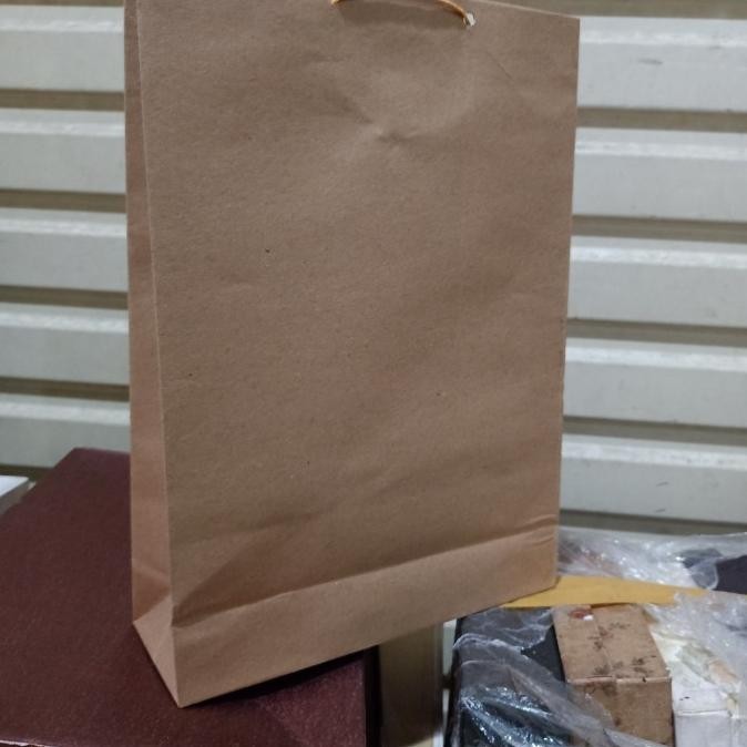 

Update - paper bag polio polos tali kertas isi 12 pcs dan .,