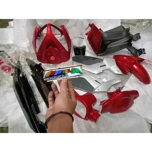 body nouvo Z merah marun original body nouvo Z merah maron fullset original tameng depan nouvo Z