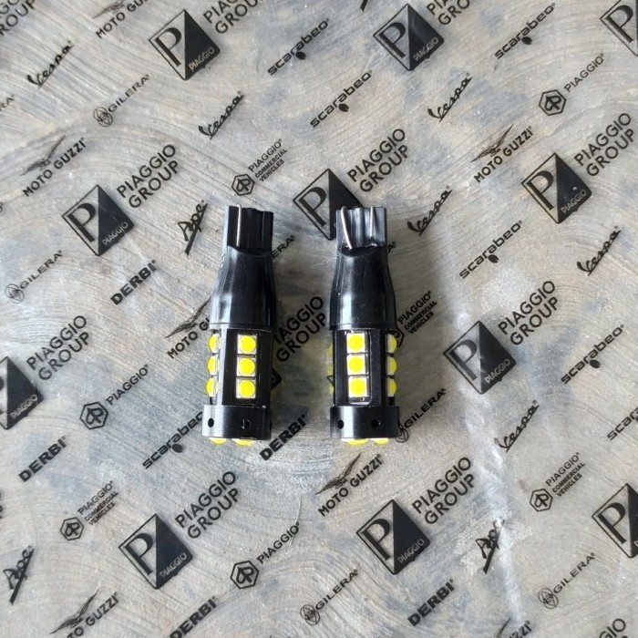 Baru lampu senja/kota led putih piaggio zip