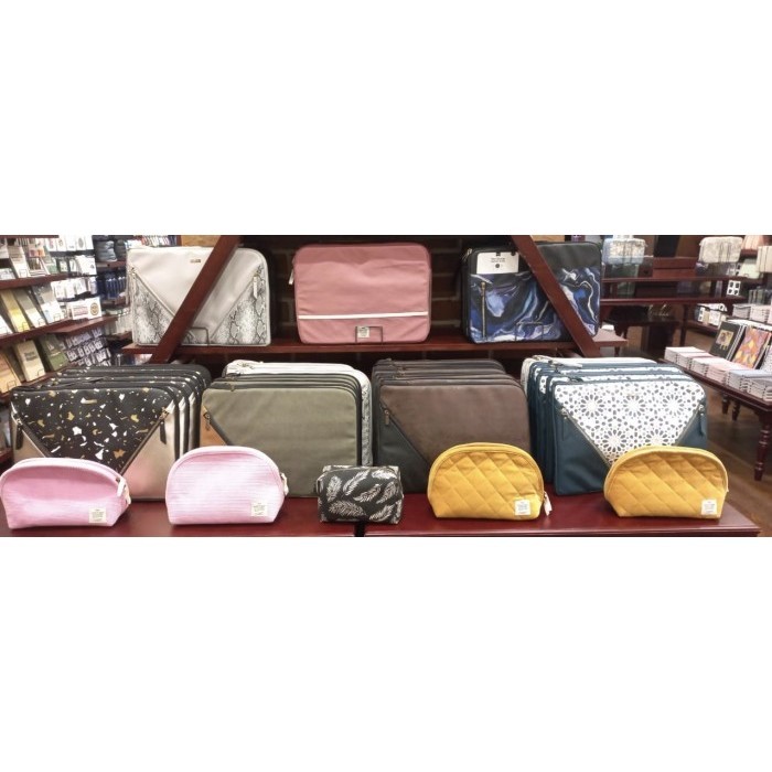 Laptop Sleeve 15 Inch Typo Cover Motif Notebook Case