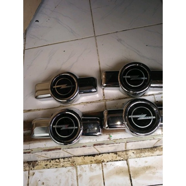 Loggo Opel Blazer Montera