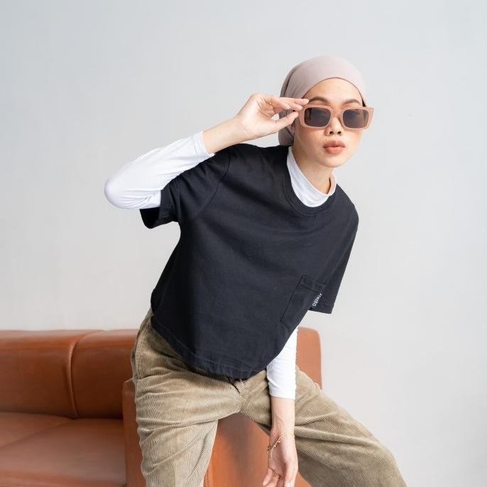 Jiniso Kaos Crop Top Pocket Everyday Basic T-Shirt