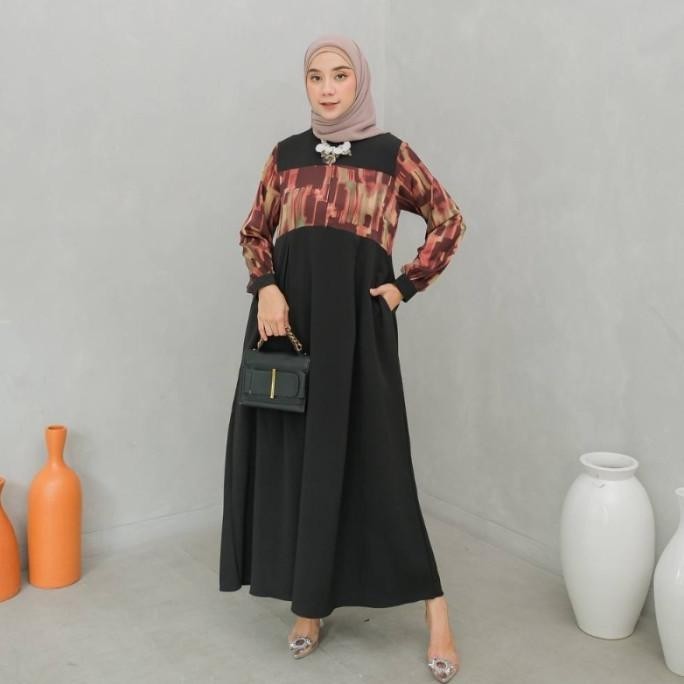 Odeca - Tsani Black Dress