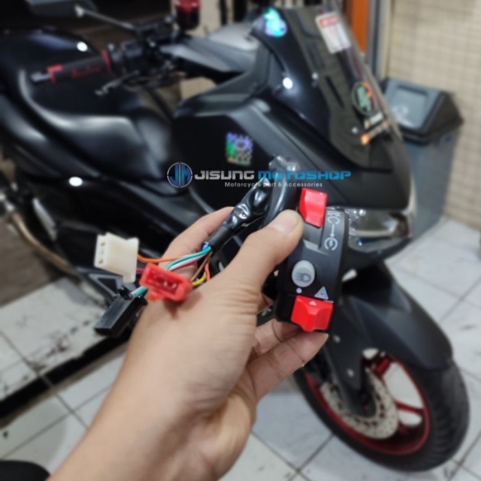 Baru Saklar Kanan Domino Gas Spontan PNP Nmax New/Aerox New