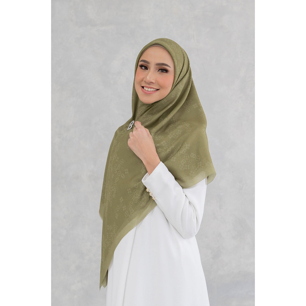 MONOGRAM SCRAMBLE HERB XL VOAL SQUARE