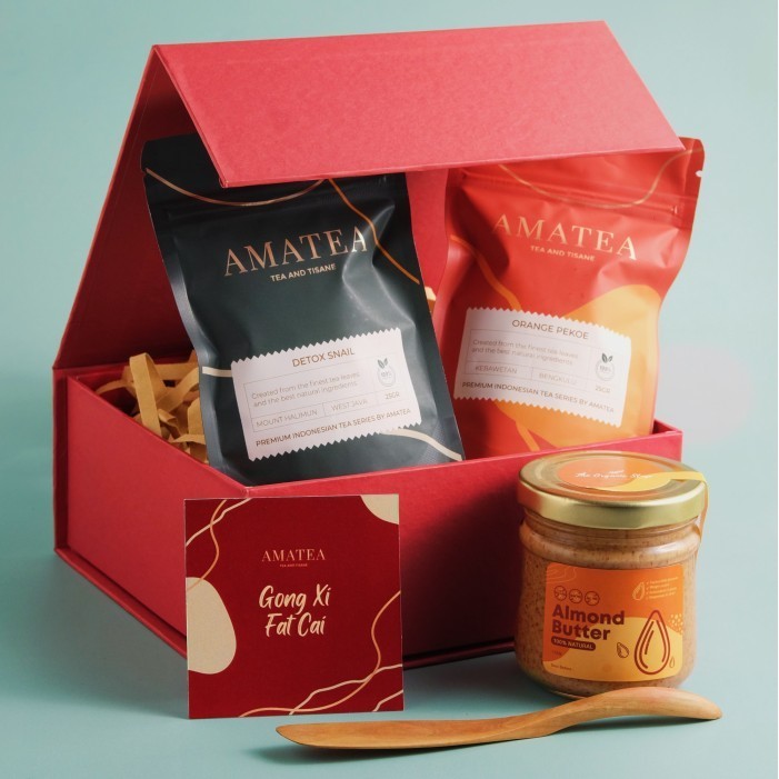 

Amatea 'Nutty With Tea' Exclusive Hamper Kado Gift