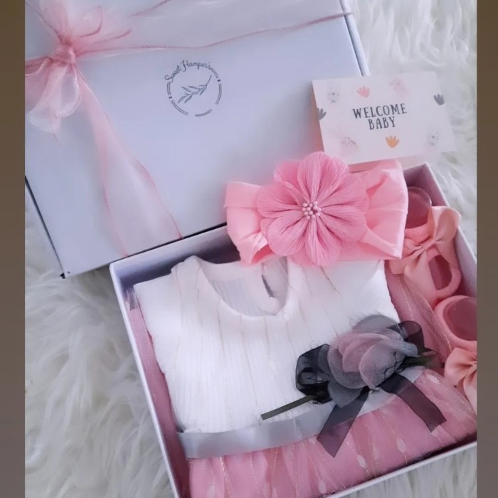 

Hampers Newborn Baby Girl / Kado Lahiran Bayi Perempuan