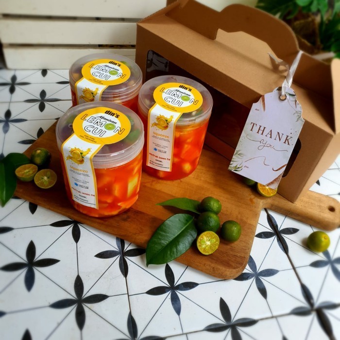 

Hampers /Bingkisan Berisi 3Jar Masing Masing @600Ml