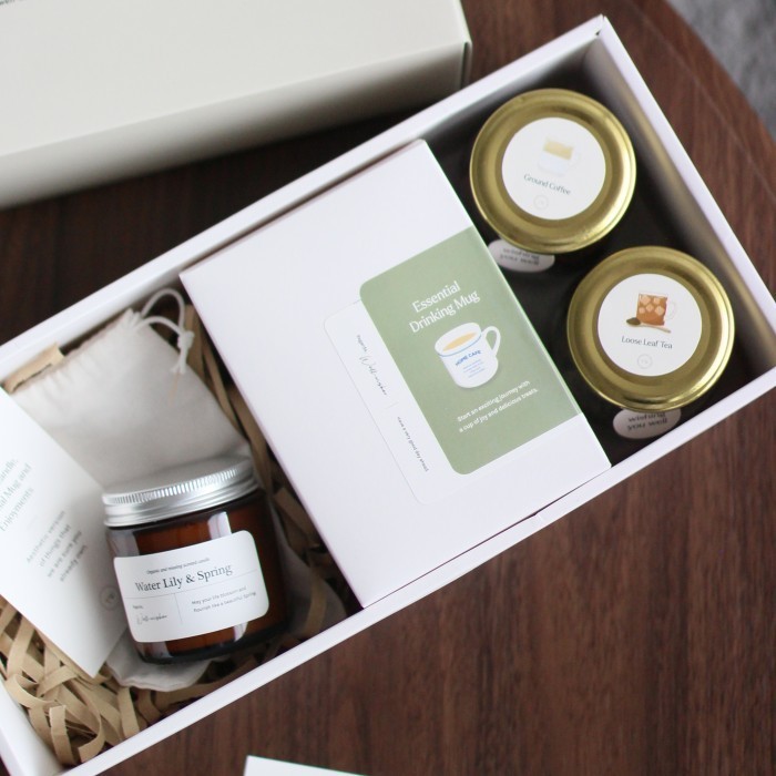 

Gift Kit A / Hampers / Kado / Parcel / Hadiah - The Well Wisher