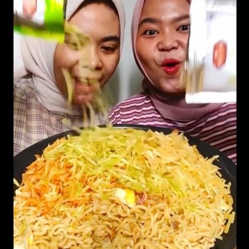 

Kering Kentang Mustofa Ibu Emi Kiloan [500Gr] Terbaik