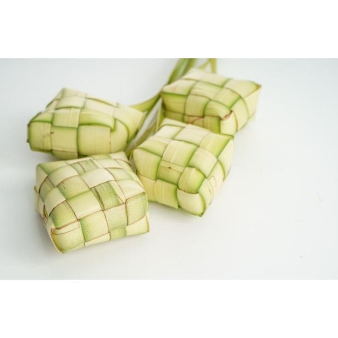 

Ketupat Janur Terlaris - Via J&T