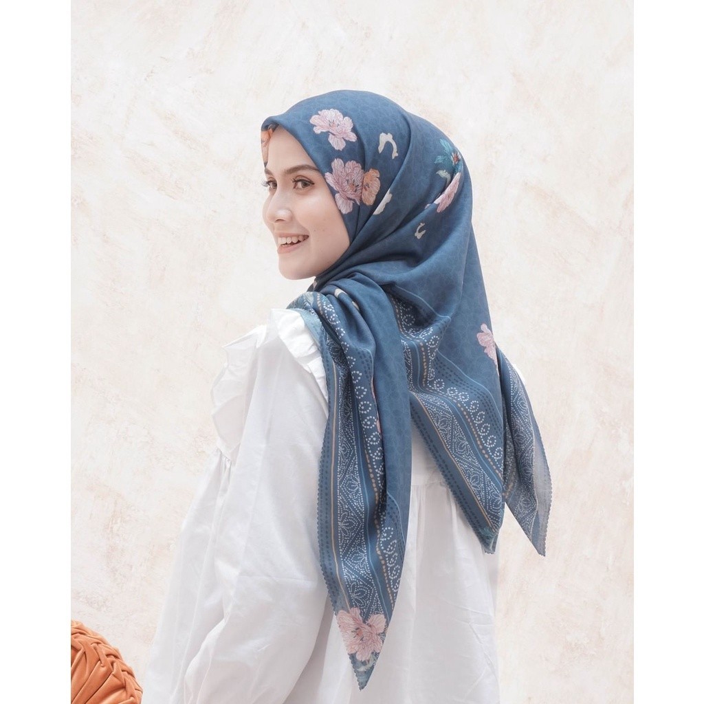 NEW PREMIUM DAILY HIJAB HELENA SERIES, SCARF BY LOUISALUNA