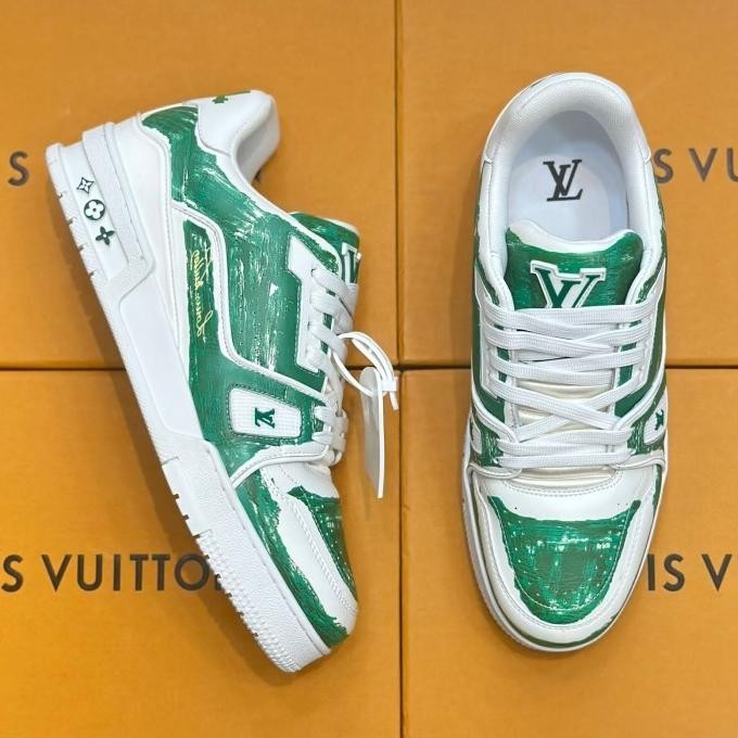 Sepatu Sneakers Pria Import / Sepatu Casual Pria Branded Vvip Ruhmacil