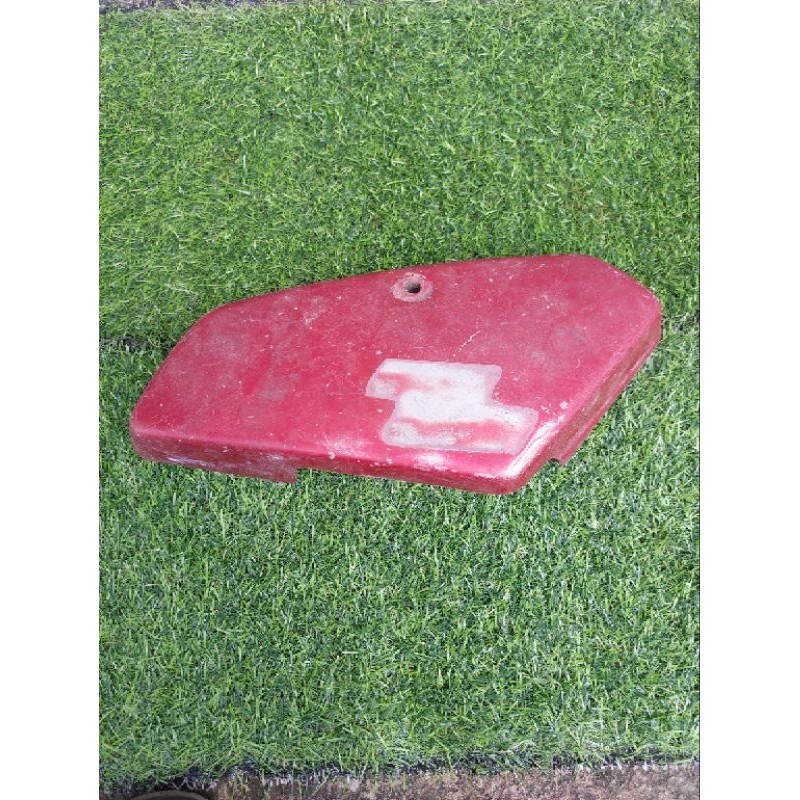 Tutup Aki Tepong Aki Honda C700 C800 Supecub Sebelah Kiri Original