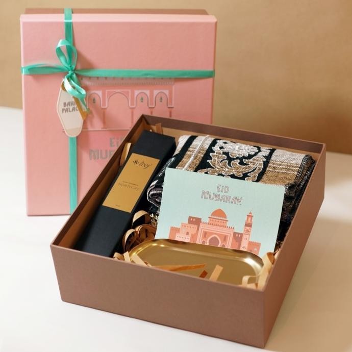 

Mecca - Lebaran Eid Parcel Hampers Gifts Premium / Ramadhan Idul Fitri Uninissaa