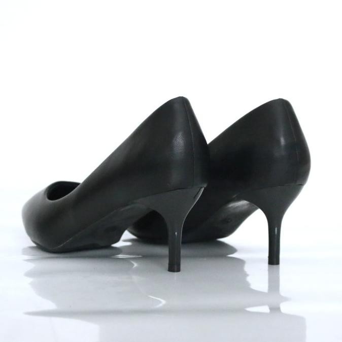 Ykshoes 1560 Heels 7Cm Sepatu Hak Pendek Pump Black Beige Ketutup Doff