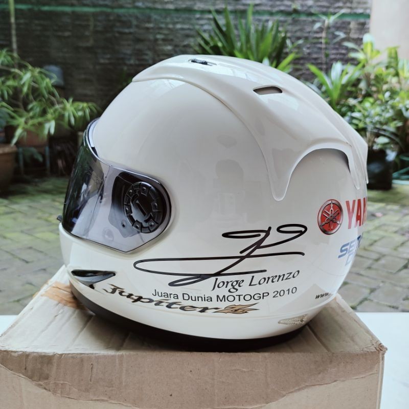 Helm Yamaha Vintage Fullface Jupiter Z Jorge Lorenzo Putih Ori (NOS, GENUINE, BARU) Helmet Retro Kun